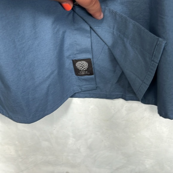 Vince Camuto MenClassic Fit Solid Long Sleeves Casual Shirt, Stone Blue, size S - Picture 4 of 9